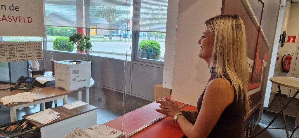 Celine Groeneveld de eerste chauffeur bij Vos Transport Zaltbommel