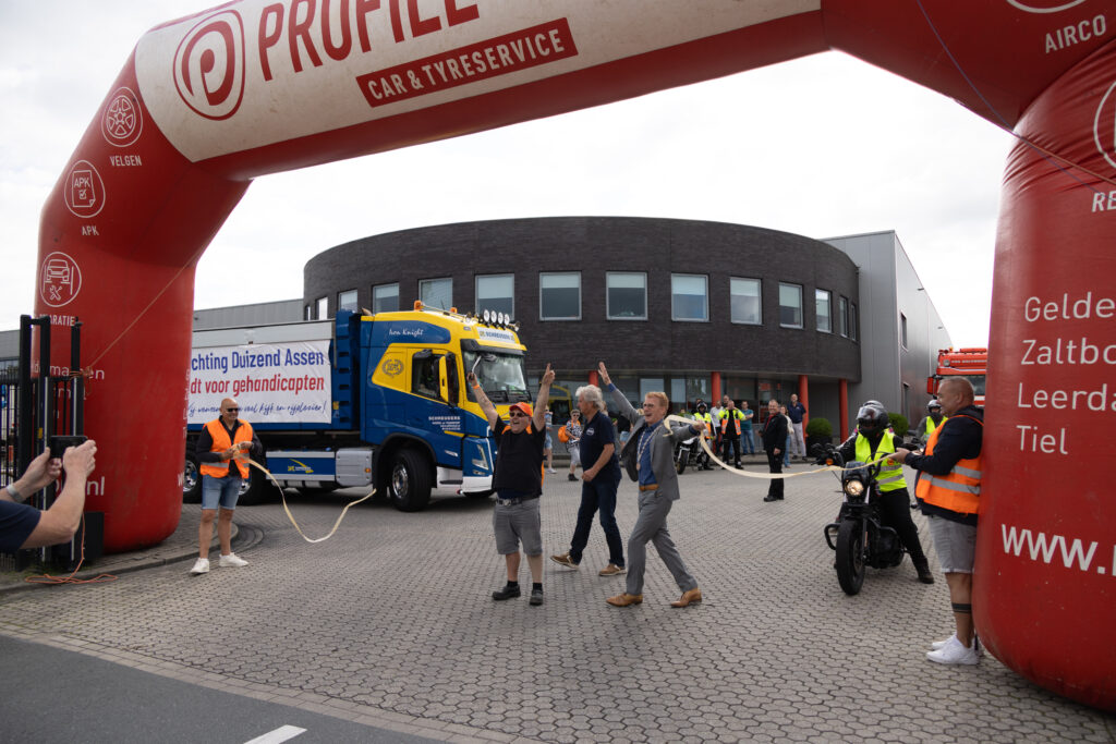 1000 Assen geopend door burgemeester Marnix Bakermans